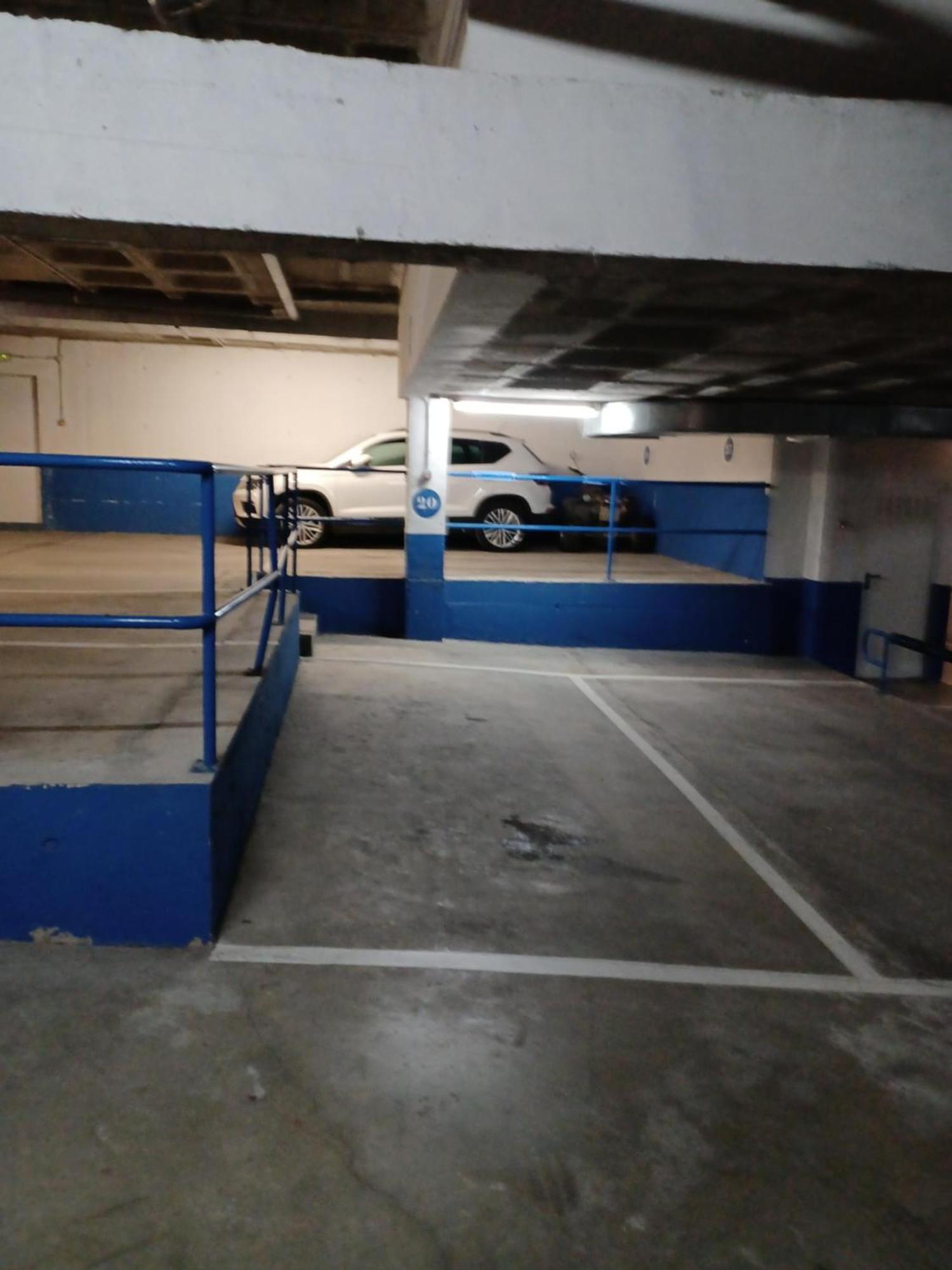 En El Pleno Centro De Biescas Con Garaje, Ascensor Y Wifiアパートメント エクステリア 写真